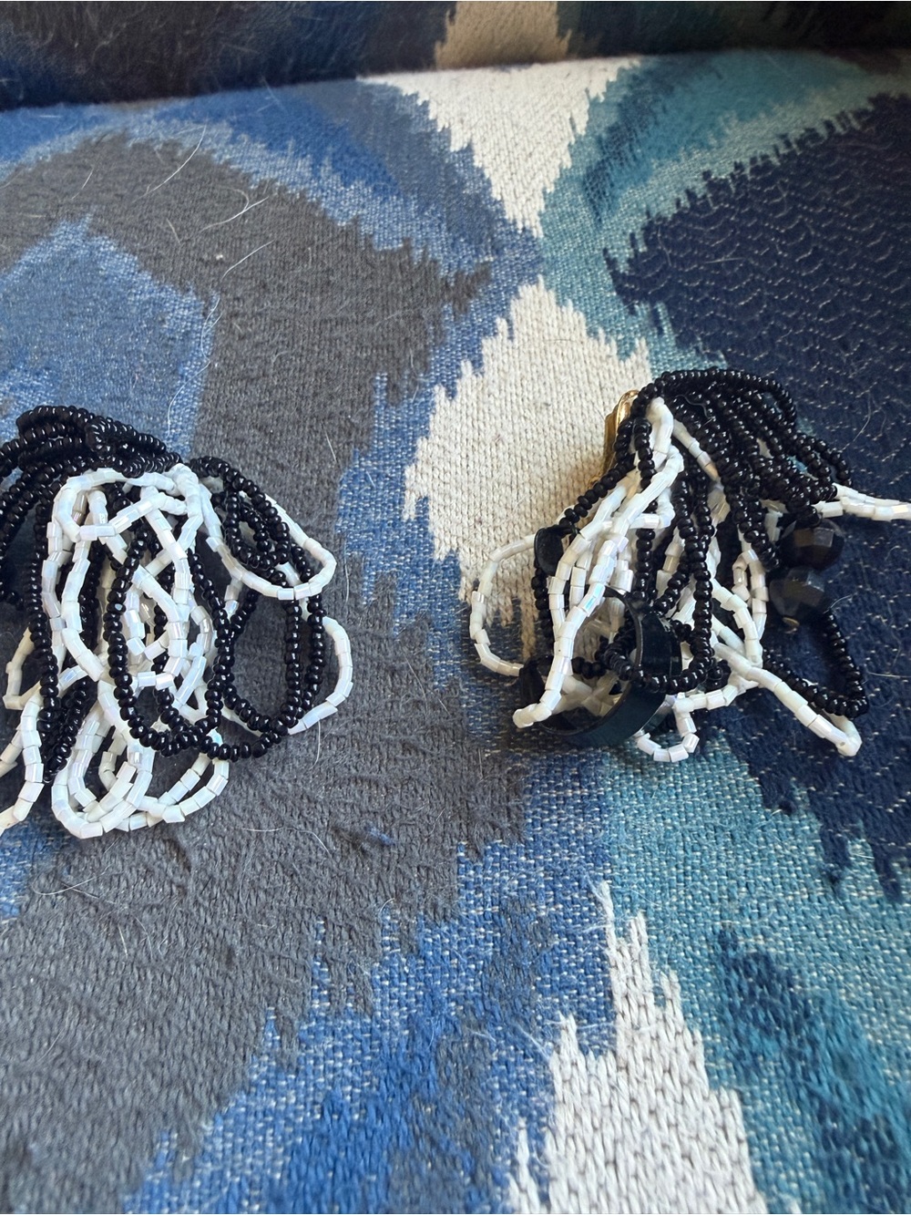 Vintage costume Beaded Fringe Earrings - Red, Black/White, Royal Blue - Picture 4 of 9